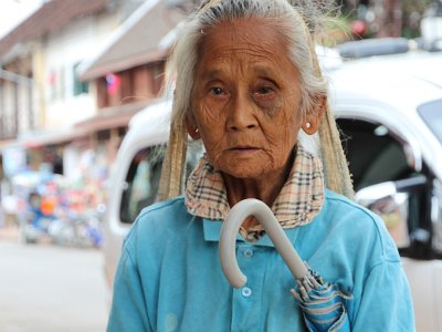 Dec 08, 2014 - Phousi Temple, Bamboo Bridge Across Nam Khan River, Walking Around Luang Prabang, Laos